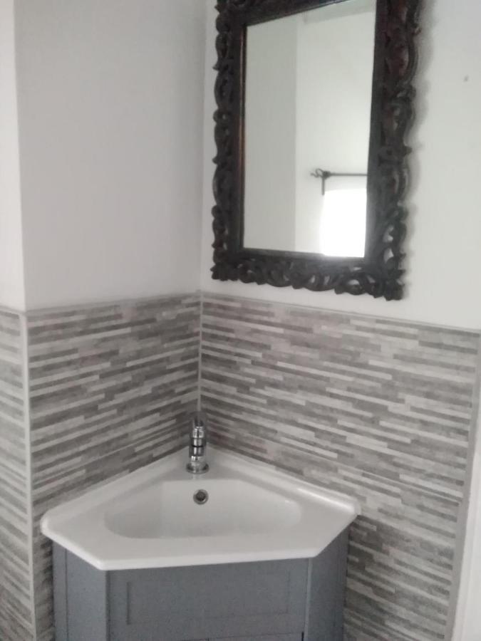 Holly Tree B&B Бромярд Экстерьер фото